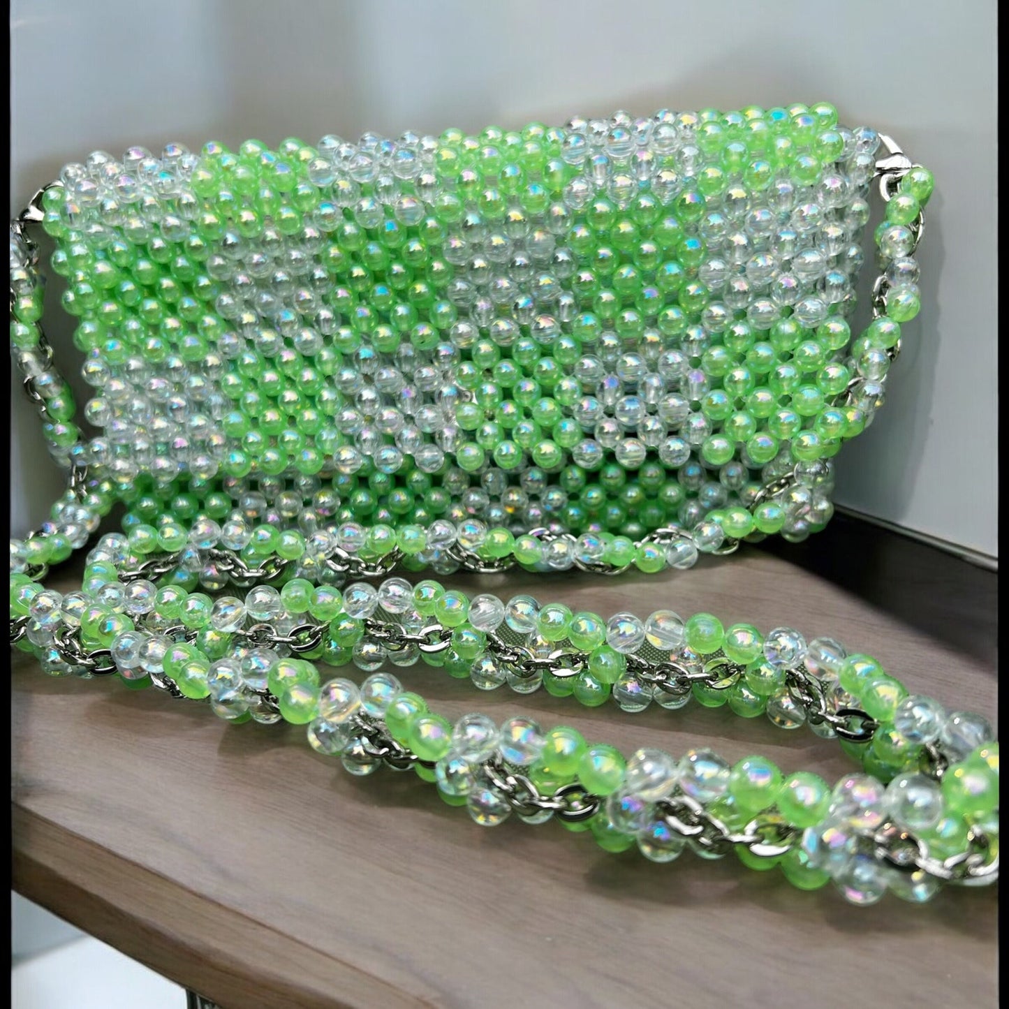 Handmade Beaded Crossbody Bag: Modern Acrylic Bead Handbag