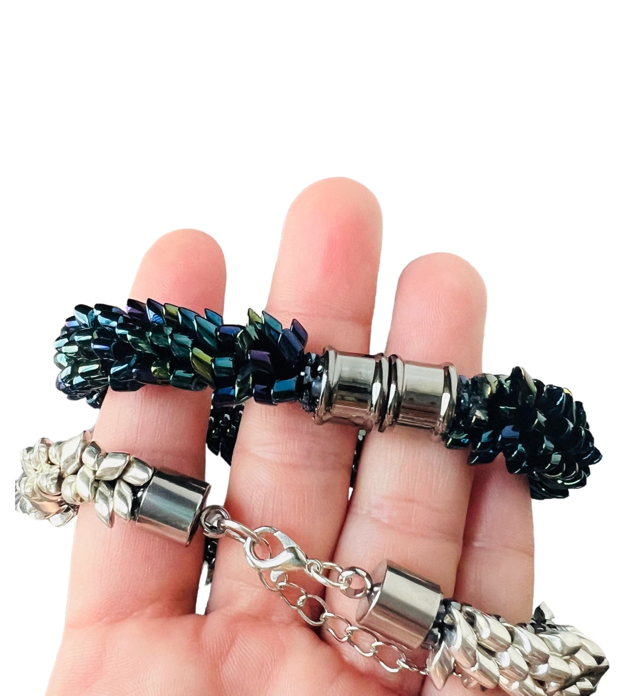 Dragon’s luster: Matagama beads bracelet inspired by Dragon scales