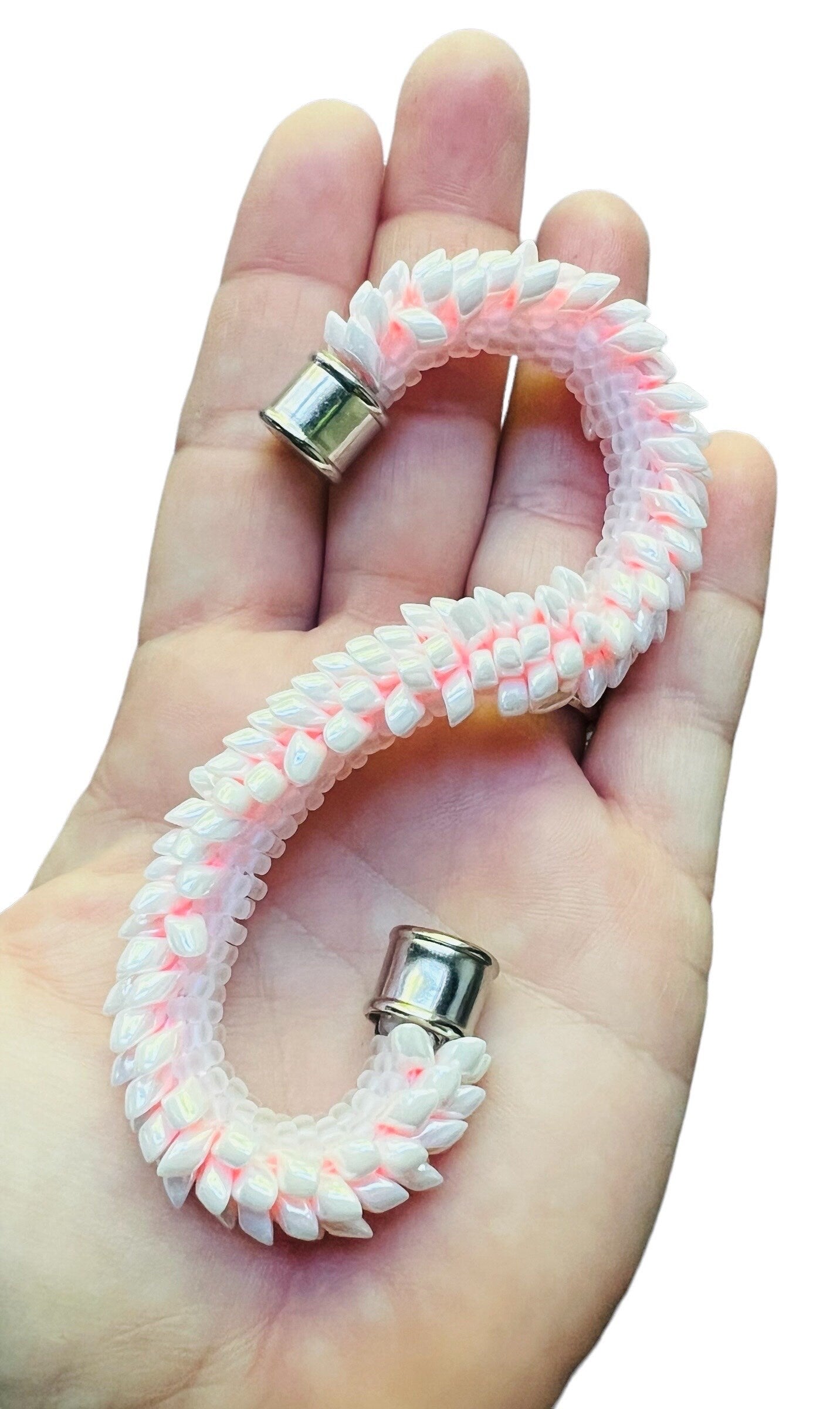 Dragon’s luster: Matagama beads bracelet inspired by Dragon scales