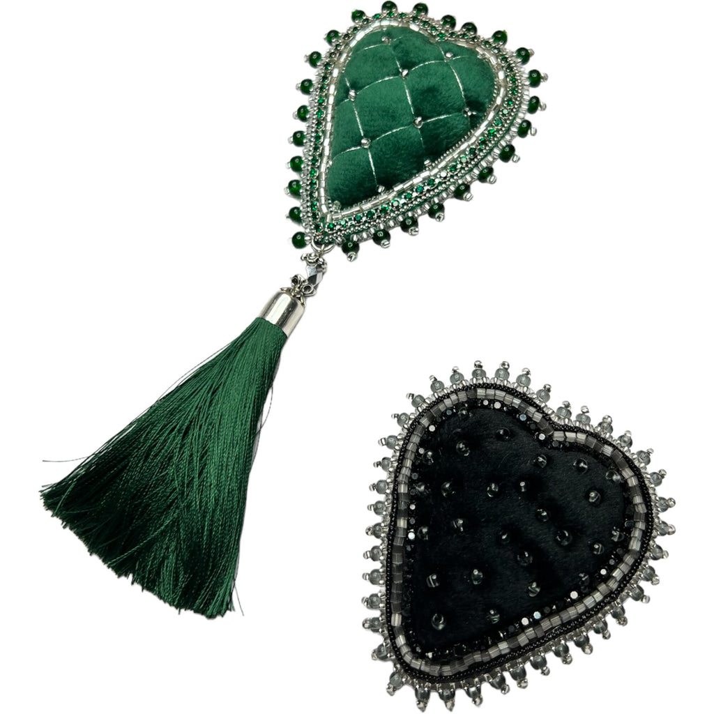 Velvet Heart Brooch: Green Tassel Pendant, Elegant Gift