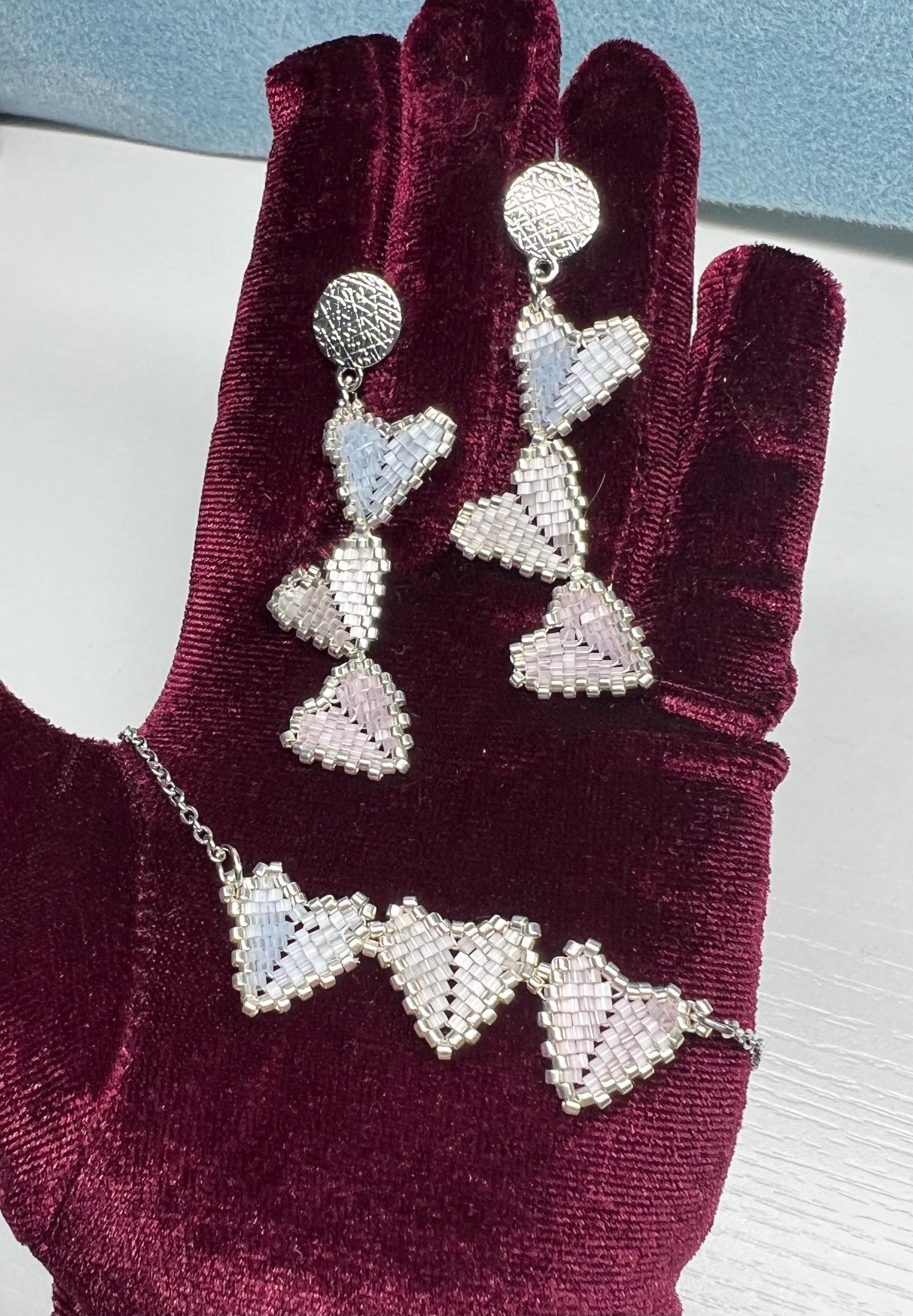 Stardust hearts trio, three hearts jewelry, valentine’s gift, beaded heart