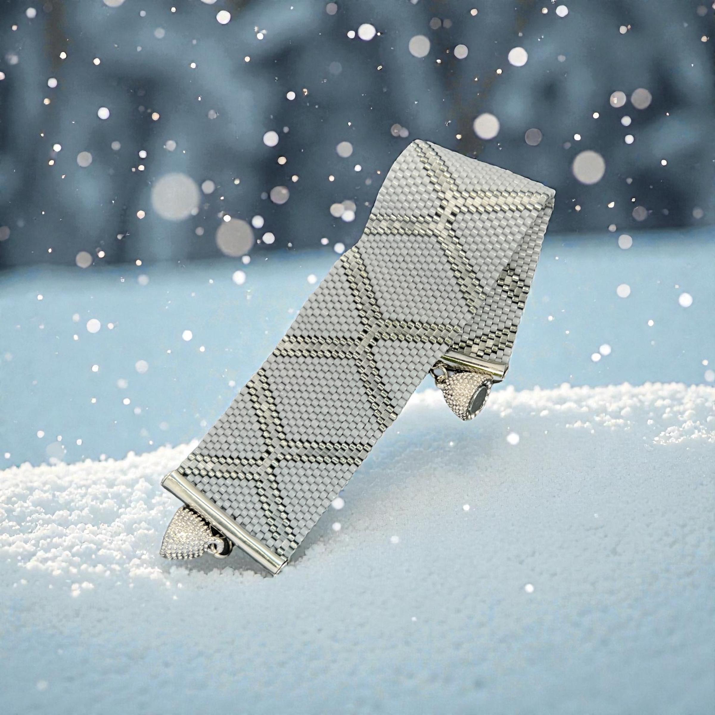 Handmade Peyote Stitch Bracelet – 4 seasons collection