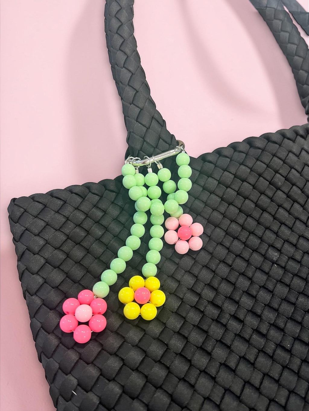 Personalized Acrylic Flower Bag Charm – Handmade Beaded Keychain Clasp