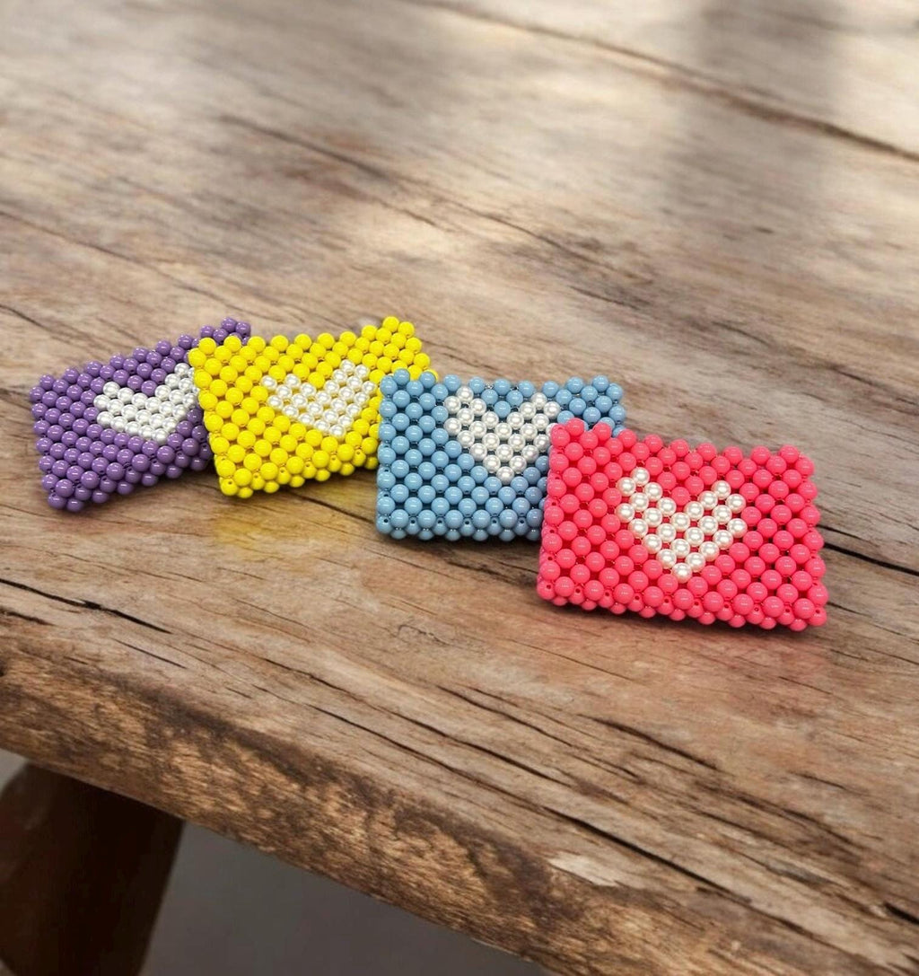 Colorful Beaded Pouch Wallet, Handmade Mini Bag with Magnetic Closure