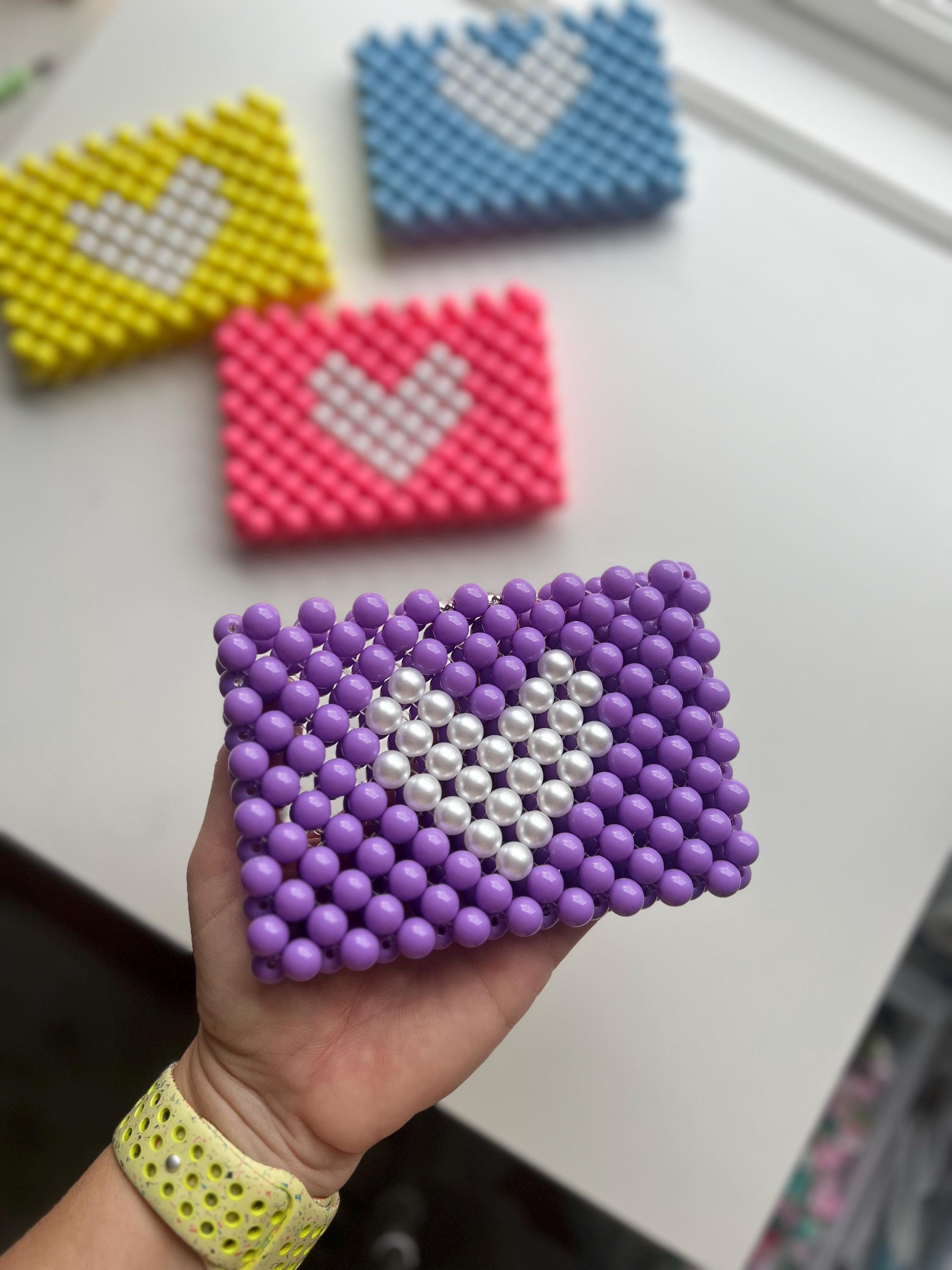 Colorful Beaded Pouch Wallet, Handmade Mini Bag with Magnetic Closure