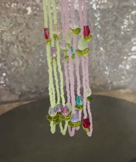 Glass Tulip Necklace – Dainty Flower Choker, Handmade Beaded Jewelry